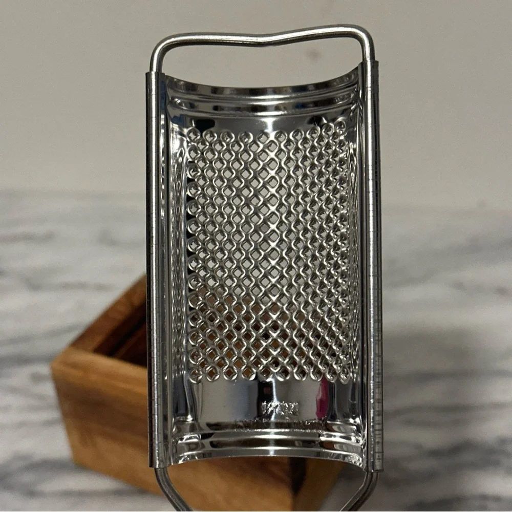 Wood box Cheese Grater made in Italy